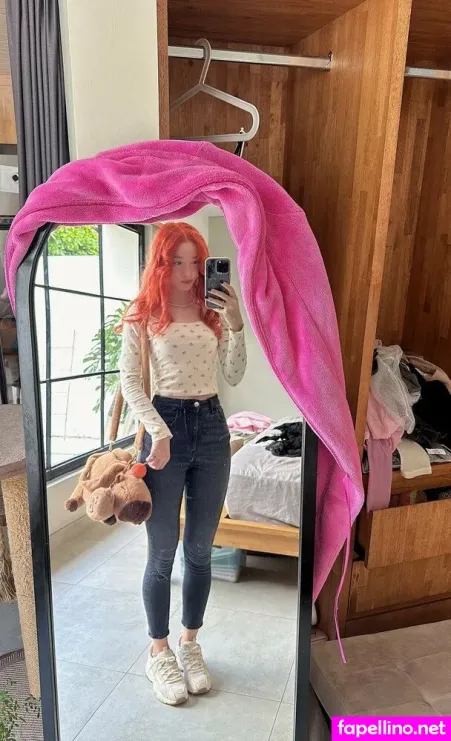 Alesanaa OnlyFans Thumbnail #AtTmeenE8x