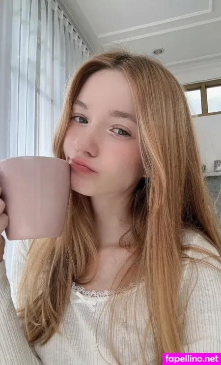 Alesanaa OnlyFans Thumbnail #ooS1h3YxUb