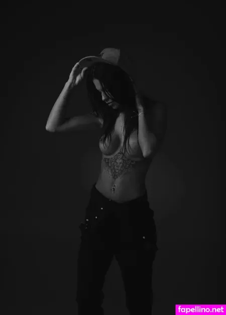 Alesandra93 OnlyFans Thumbnail #7ZN5DudaoK