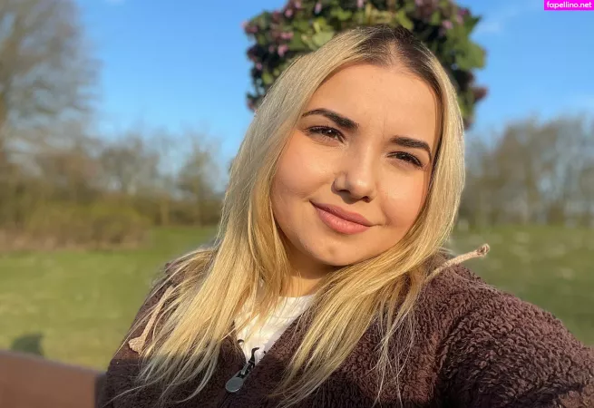 Alessadivine OnlyFans Thumbnail #27xsiWWsuq