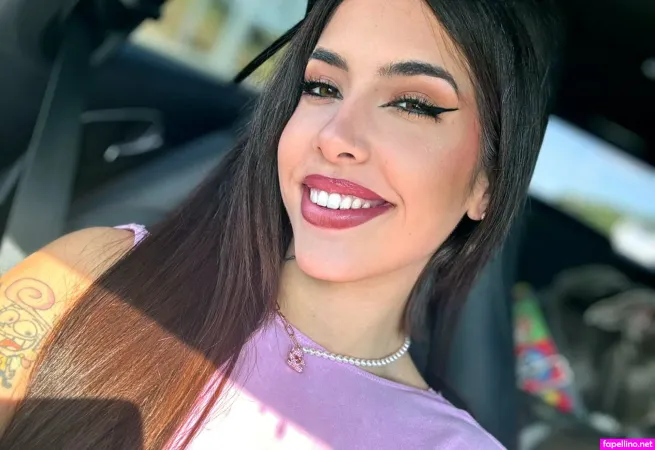 Alessandra 10 OnlyFans Thumbnail #EaOmkhAUg7