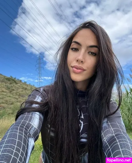 Alessandra 10 OnlyFans Thumbnail #HtXxZgRa29