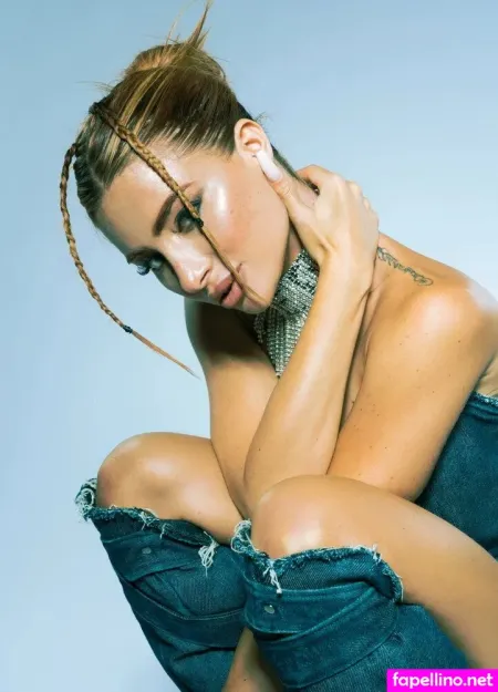 Alessandra Gilioli OnlyFans Thumbnail #O4kFGYMoi0