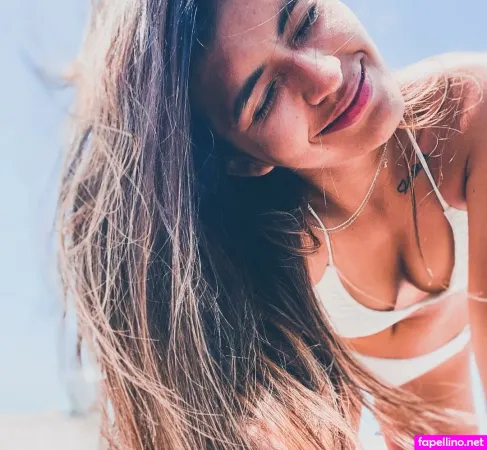 Alessandra Lamas Cardenas OnlyFans Thumbnail #FJumCeoPsk