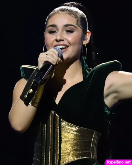 Alessandra Mele OnlyFans Thumbnail #QaiRevwiSx