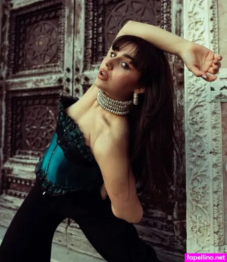 Alessandra Mele OnlyFans Thumbnail #uByD7colAV