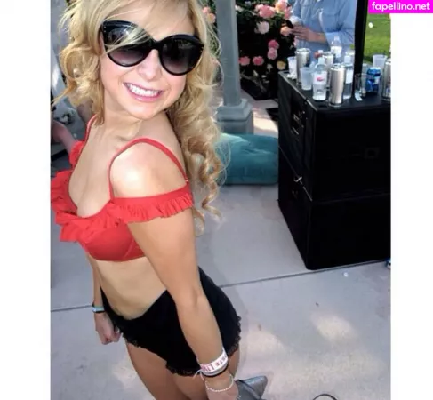 Alessandra Torresani OnlyFans Thumbnail #hBVraVcaAd