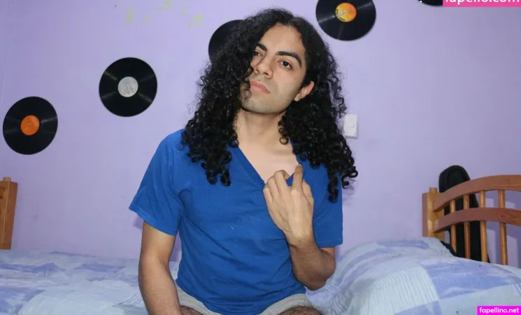 Alessandro9708 OnlyFans Thumbnail #C8A1lEpdbD