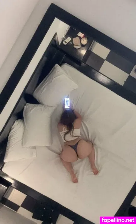 Alessathelatina OnlyFans Thumbnail #hUZ7a6fItS