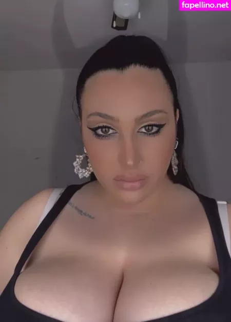 Alessia Barbarossa OnlyFans Thumbnail #9cRC1u8GRl