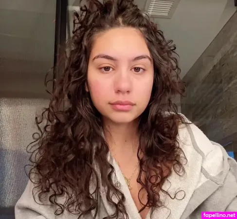 Alessia Cara OnlyFans Thumbnail #X1ErHMLomZ