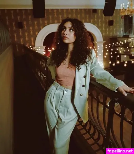 Alessia Cara OnlyFans Thumbnail #y4pUrRq17W