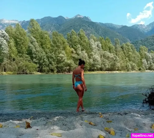 Alessia Crippa OnlyFans Thumbnail #YRKfpRZJu7