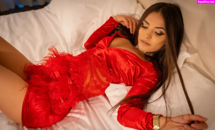 Alessiabailey OnlyFans Thumbnail #KnMovwLnBJ