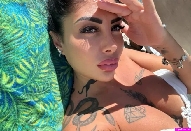 Alessiaellee OnlyFans Thumbnail #ILnjk4TkCj