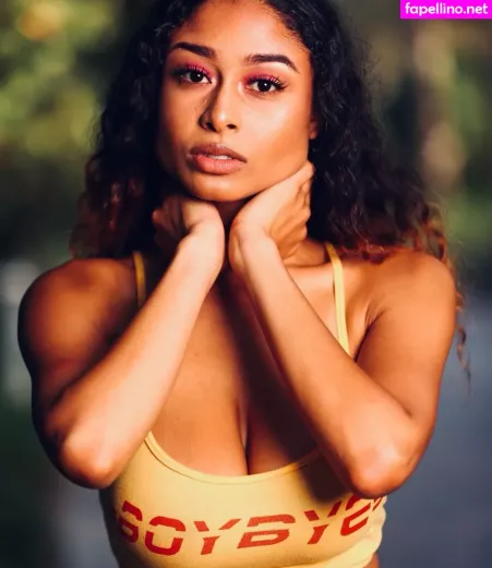 Alessiasays OnlyFans Thumbnail #cDB9rErAnb