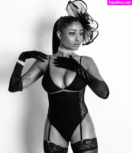 Alessiasays OnlyFans Thumbnail #liX4eQOr25