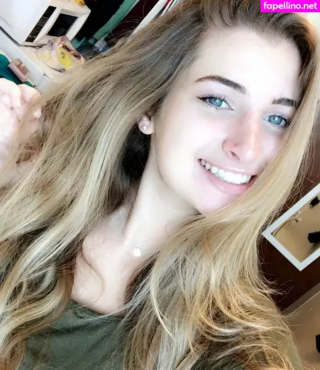 Alex B OnlyFans Thumbnail #FaCeJnkooj