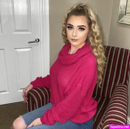 Alex Estelle OnlyFans Thumbnail #P3mzXAsvgU