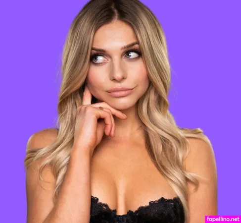 Alex Gray OnlyFans Thumbnail #w69R4sG8tA