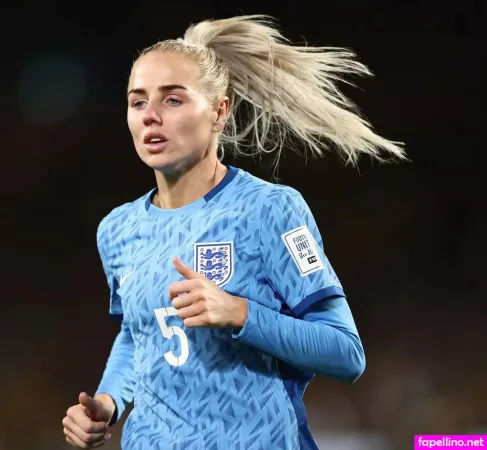 Alex Greenwood OnlyFans Thumbnail #EYNQcdxYJu