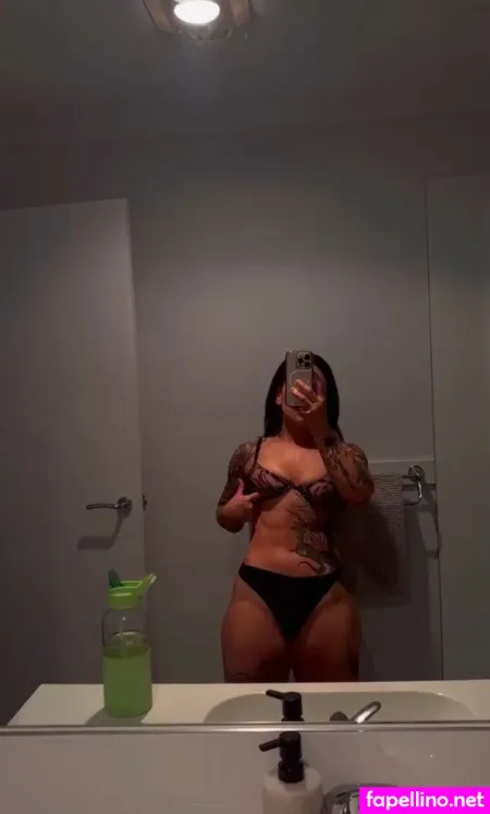 Alex Reade OnlyFans Thumbnail #9knFgFtMj0