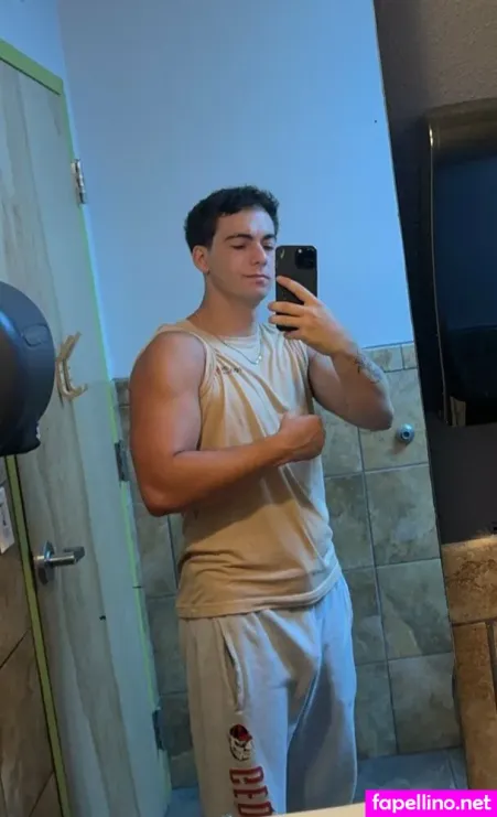 Alex3legs 1 OnlyFans Thumbnail #RdTacJ8jIK