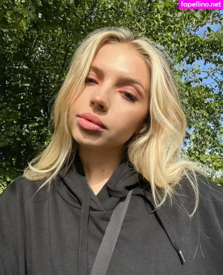 Alexa Kiss1 OnlyFans Thumbnail #9ggsFkToWA