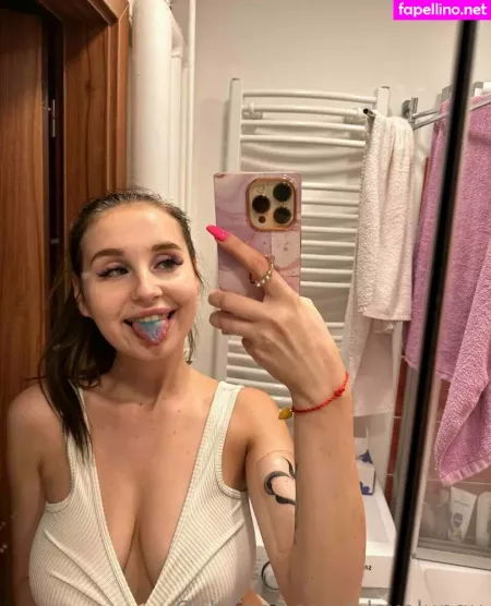 Alexa Lungu OnlyFans Thumbnail #pk2HlTn6Hv