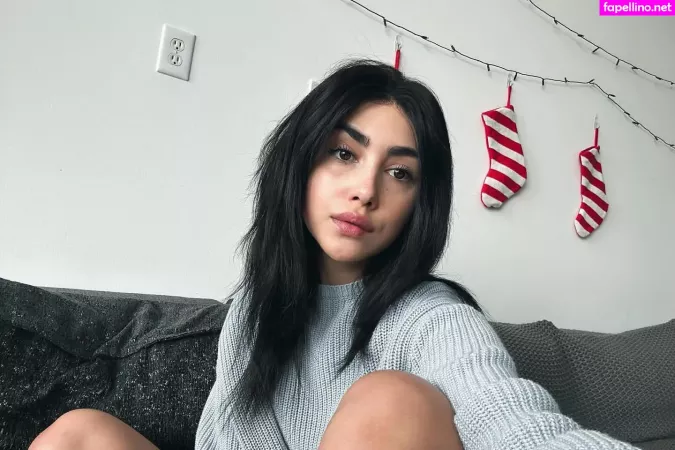 Alexa Mansour OnlyFans Thumbnail #5pw54YVfOc