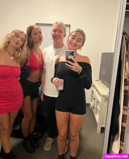 Alexa Meyer OnlyFans Thumbnail #L2q3KTUOh7