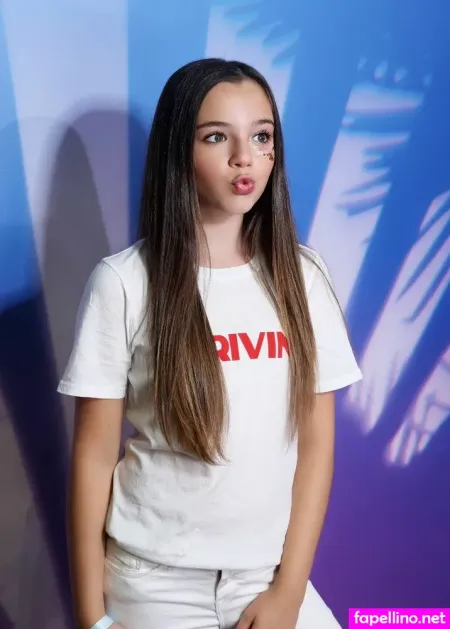 Alexa Nisenson OnlyFans Thumbnail #UhGxu4PV44