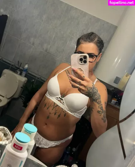 Alexa Takacs OnlyFans Thumbnail #2EmjBsHsud