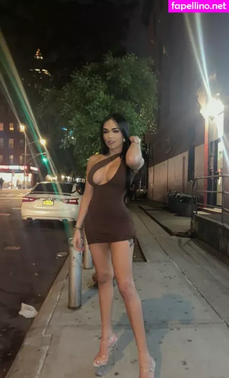 Alexalunes OnlyFans Thumbnail #xx2TGeuieu