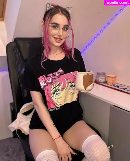 Alexalungu OnlyFans Thumbnail #Vj8Zm5udRk
