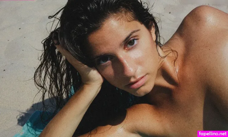 Alexandra Berlingieri OnlyFans Thumbnail #KPHxv8DXMh