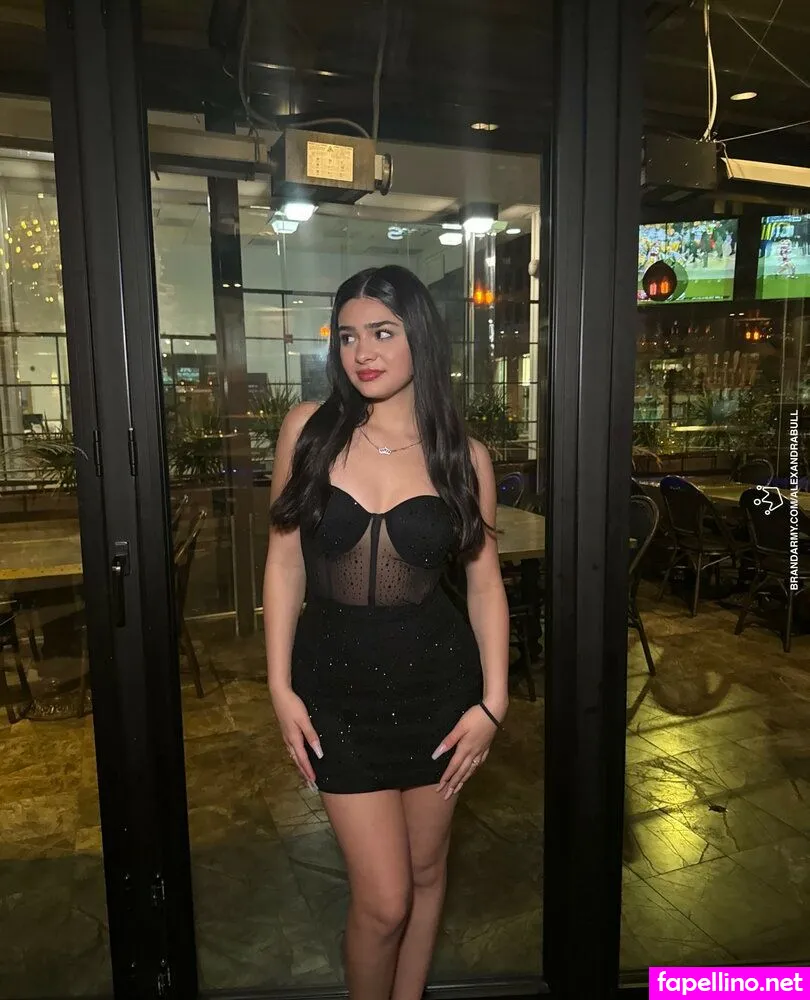 alexanderbull, alexandrabull__ Nude Leaked OnlyFans Photo #KIqsw5klGW