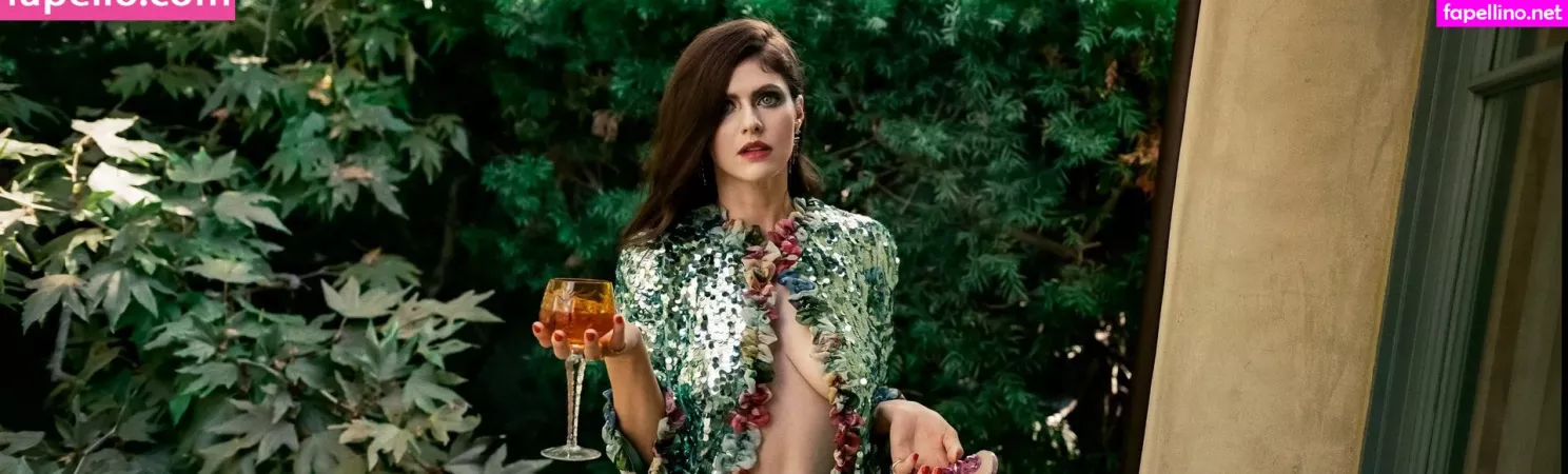 Alexandra Daddario OnlyFans Thumbnail #1lPASdgT22