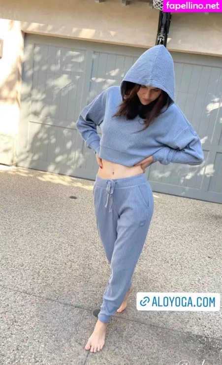 Alexandra Daddario OnlyFans Thumbnail #YKU2ZPsJ35