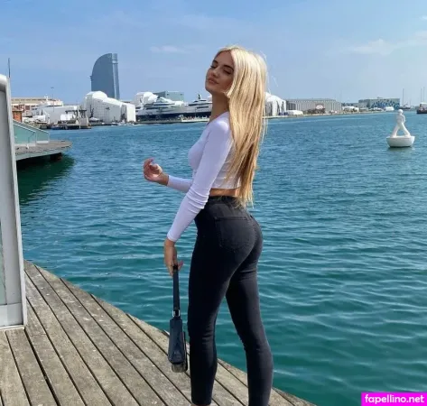 Alexandra Laas OnlyFans Thumbnail #2zXnE1rULX