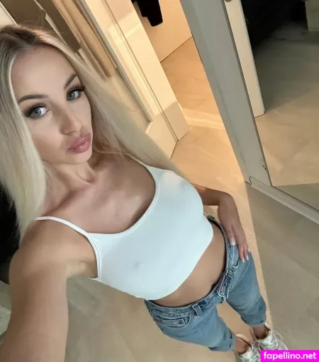 Alexandra Leonhard OnlyFans Thumbnail #MCPKkKhQR3