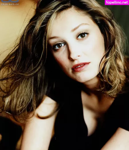 Alexandra Maria Lara OnlyFans Thumbnail #btnWV3u48n