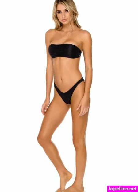 Alexandra Morris OnlyFans Thumbnail #CucDLSs0hM