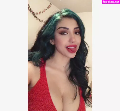 Alexandra Nicole OnlyFans Thumbnail #8kFHnlwYzn