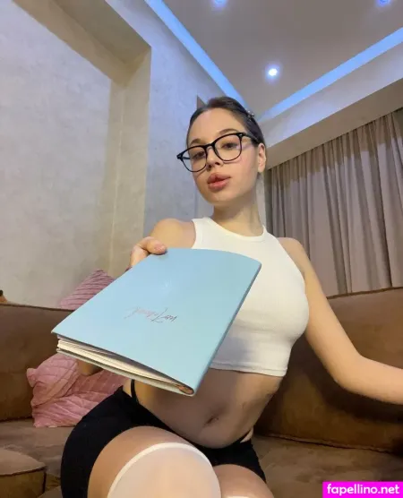 Alexandra Nova2003 OnlyFans Thumbnail #0UszwgKRuz