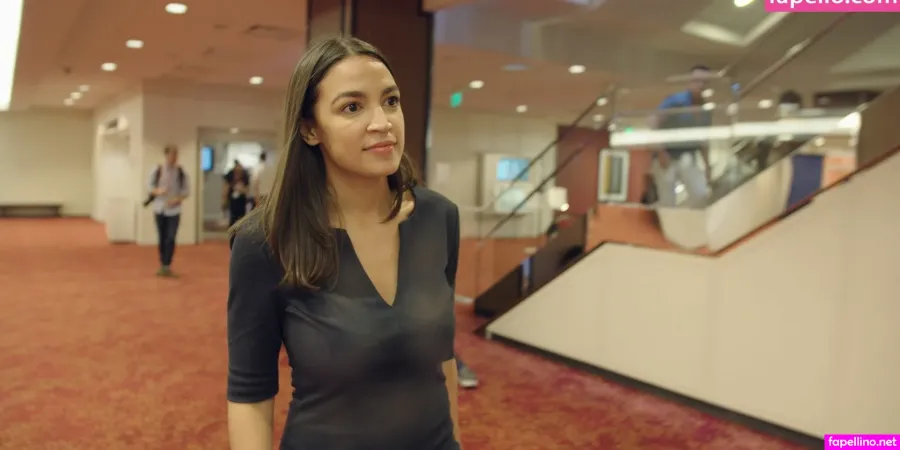 Alexandra Ocasio Cortez Main Profile Photo