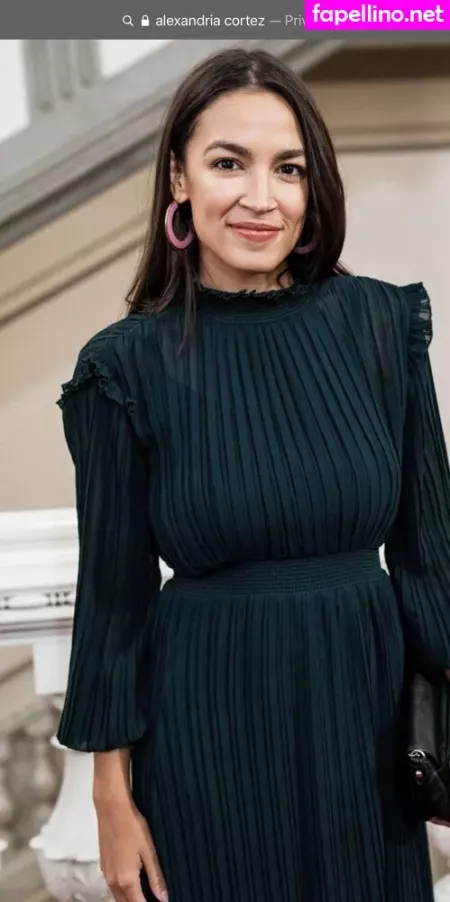 Alexandra Ocasio OnlyFans Thumbnail #Q9BdFLsYFZ