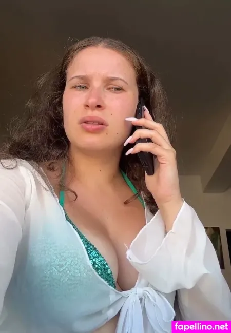 Alexandra Ohrem OnlyFans Thumbnail #5iPAcQrInY