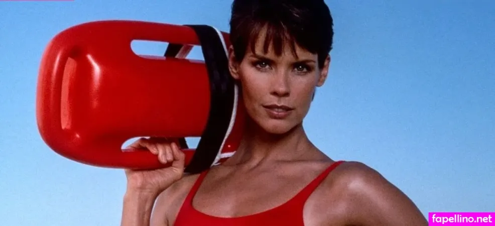 Alexandra Paul OnlyFans Thumbnail #x6w6PmiORu