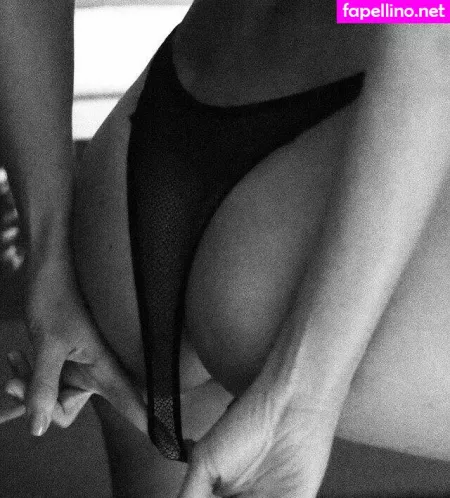 Alexandra Shock OnlyFans Thumbnail #pzLg8o8eyx